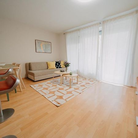 בודפשט Orangehomes One Bedroom Art Apartment מראה חיצוני תמונה