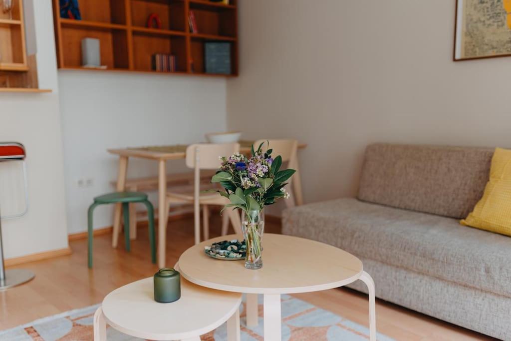 בודפשט Orangehomes One Bedroom Art Apartment מראה חיצוני תמונה