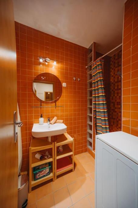 בודפשט Orangehomes One Bedroom Art Apartment מראה חיצוני תמונה